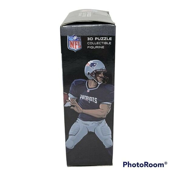 New England Patriots 3D Puzzle Uniform Collectible Figurine 25 Pieces NFL Gift - Picture 5 of 8